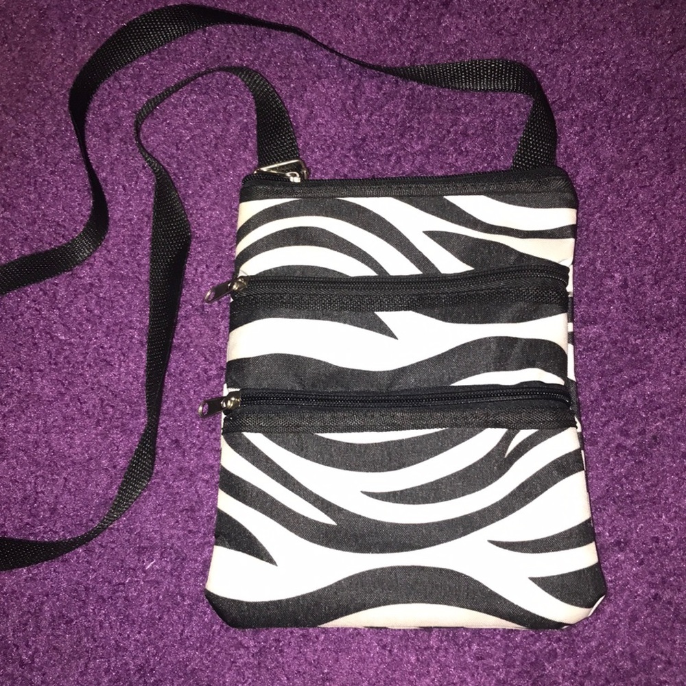 Zebra crossbody purse